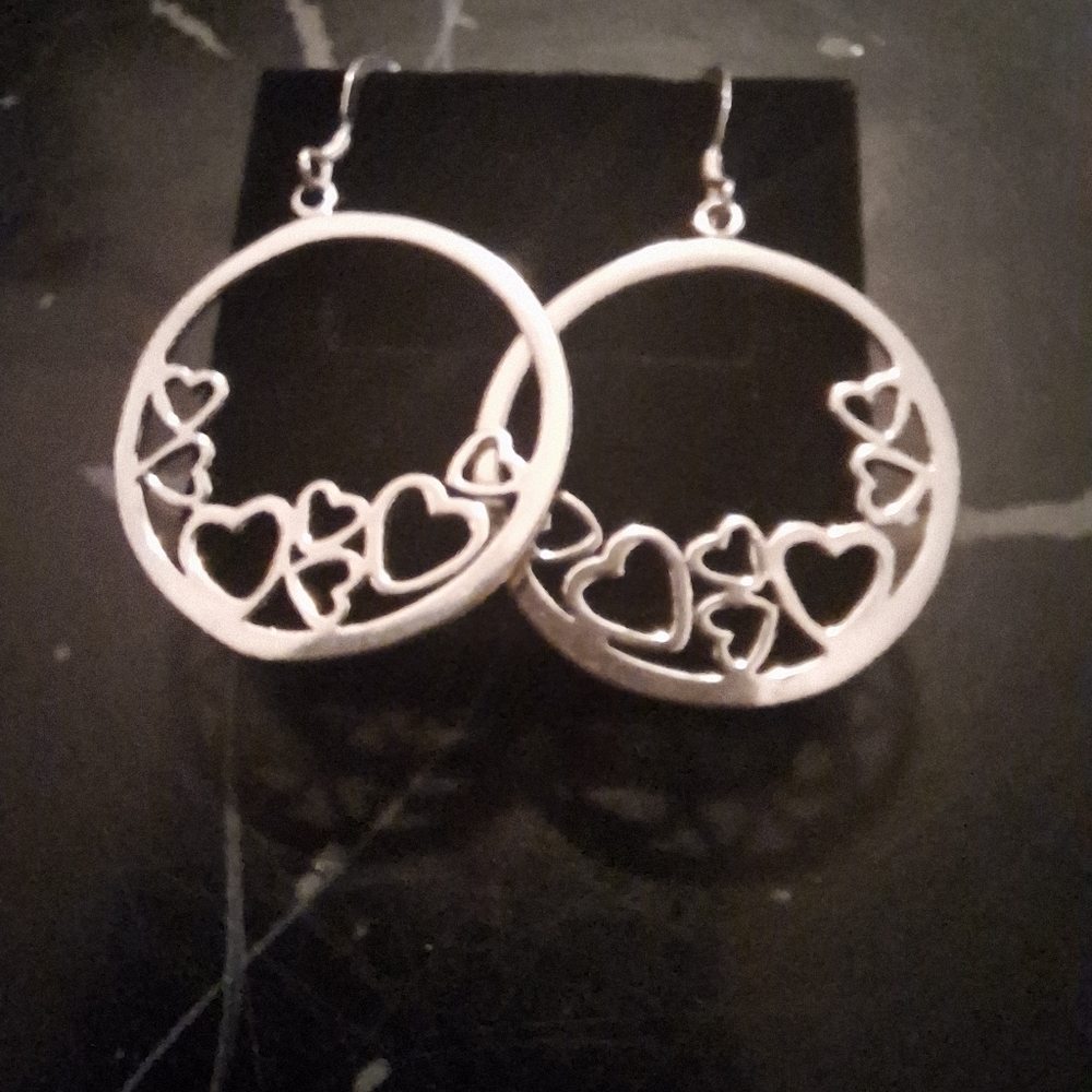 Darling Sterling Silver "Hearts" Earrings, 1inx1in